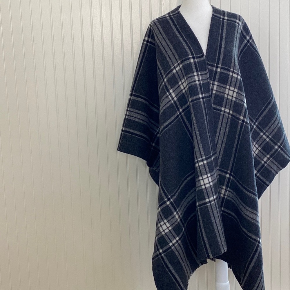 Club Monaco Tartan Plaid Poncho